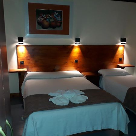 Nuevo Hotel Belgrano 산니콜라스데로스아로요스 외부 사진