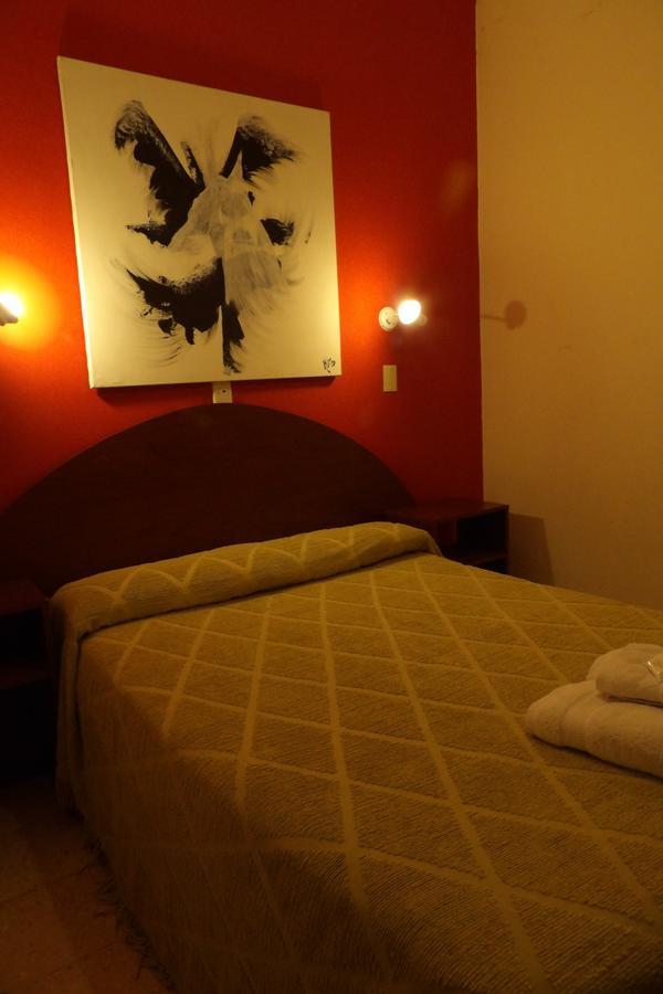 Nuevo Hotel Belgrano 산니콜라스데로스아로요스 외부 사진